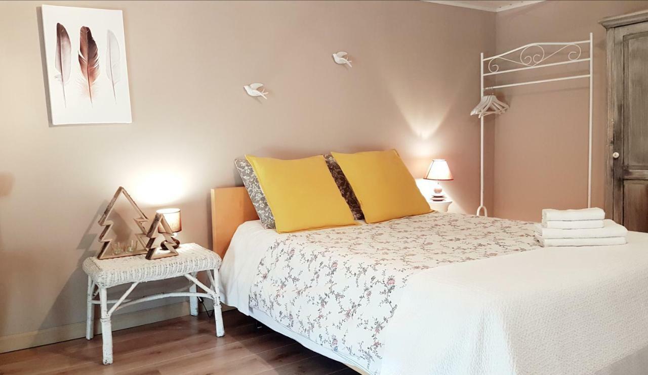 La Taniere Douce Bed & Breakfast Soulaucourt-sur-Mouzon ภายนอก รูปภาพ